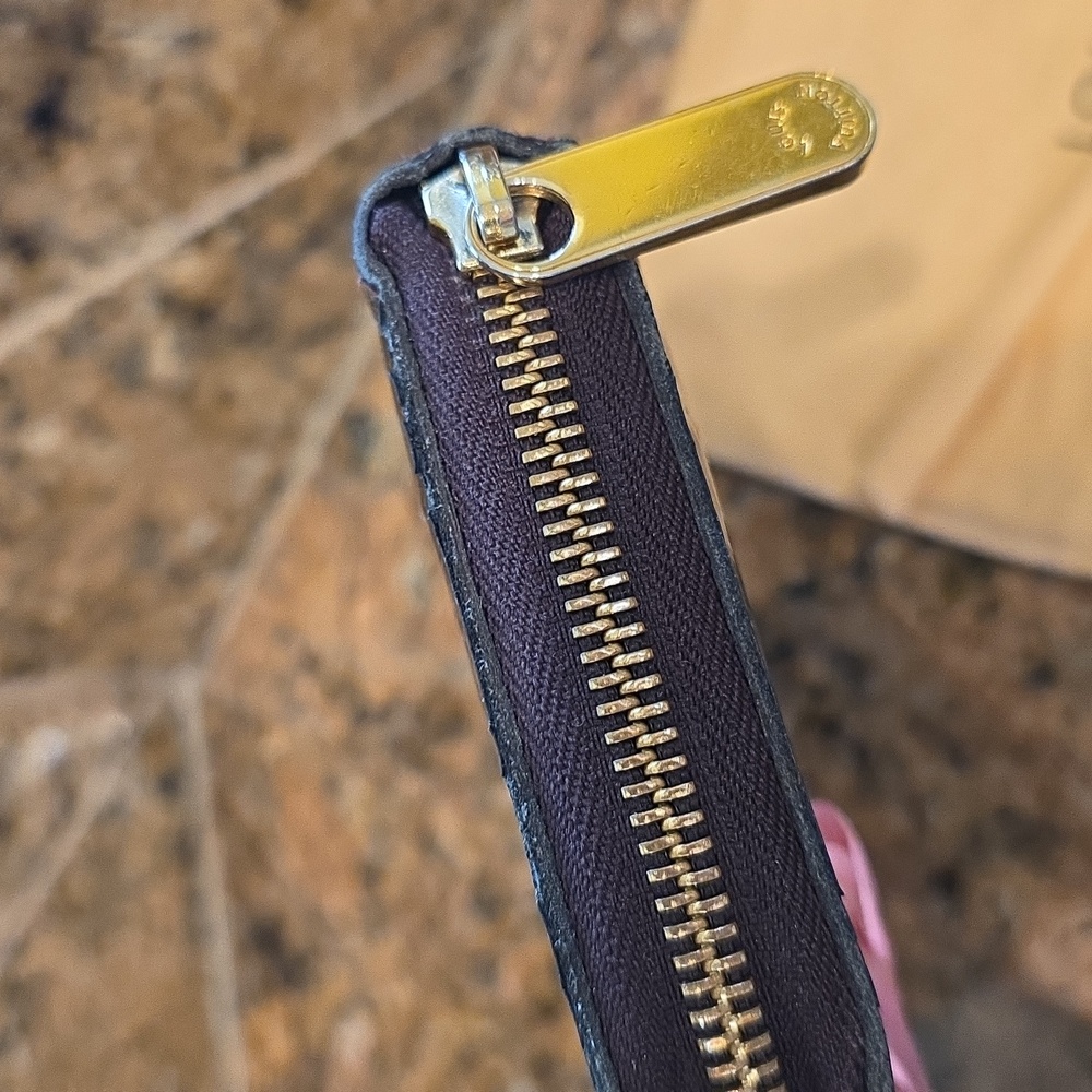 Louis Vuitton Dark Purple Vernis Zippy Wallet - Picture 13 of 17
